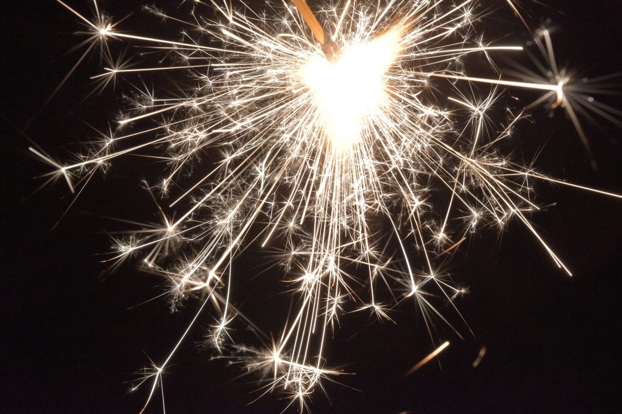 神戸市垂水区・須磨区】神戸夏送り花火!中央区の東遊園地で8月29日に